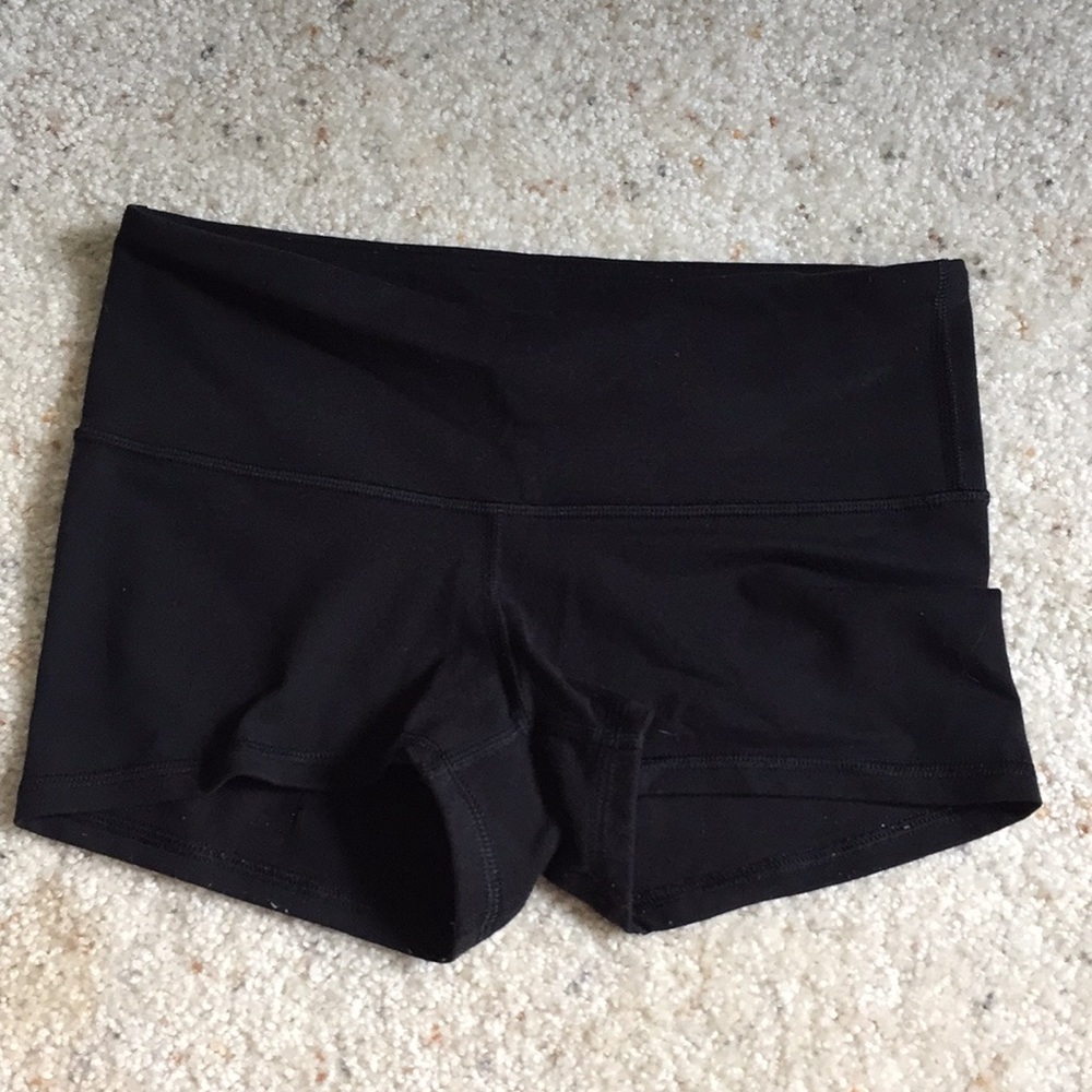 Black lululemon spandex!